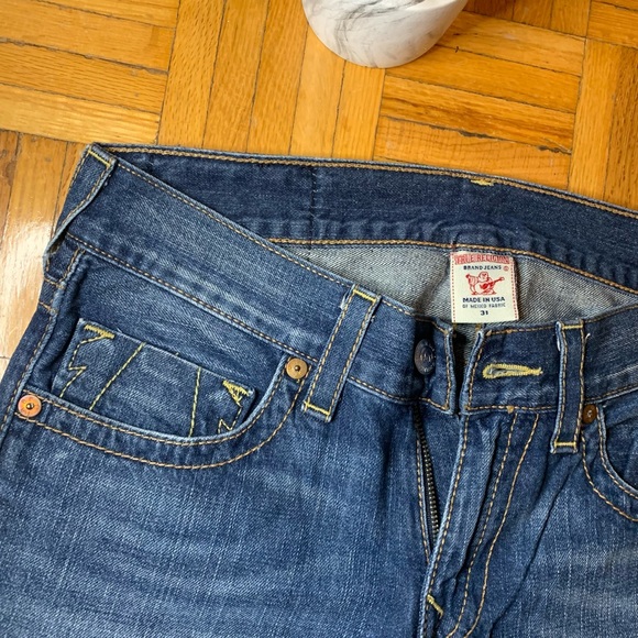 True Religion Horseshoe Pocket Straight Medium Wash 31 Waist Jeans - Picture 4 of 7